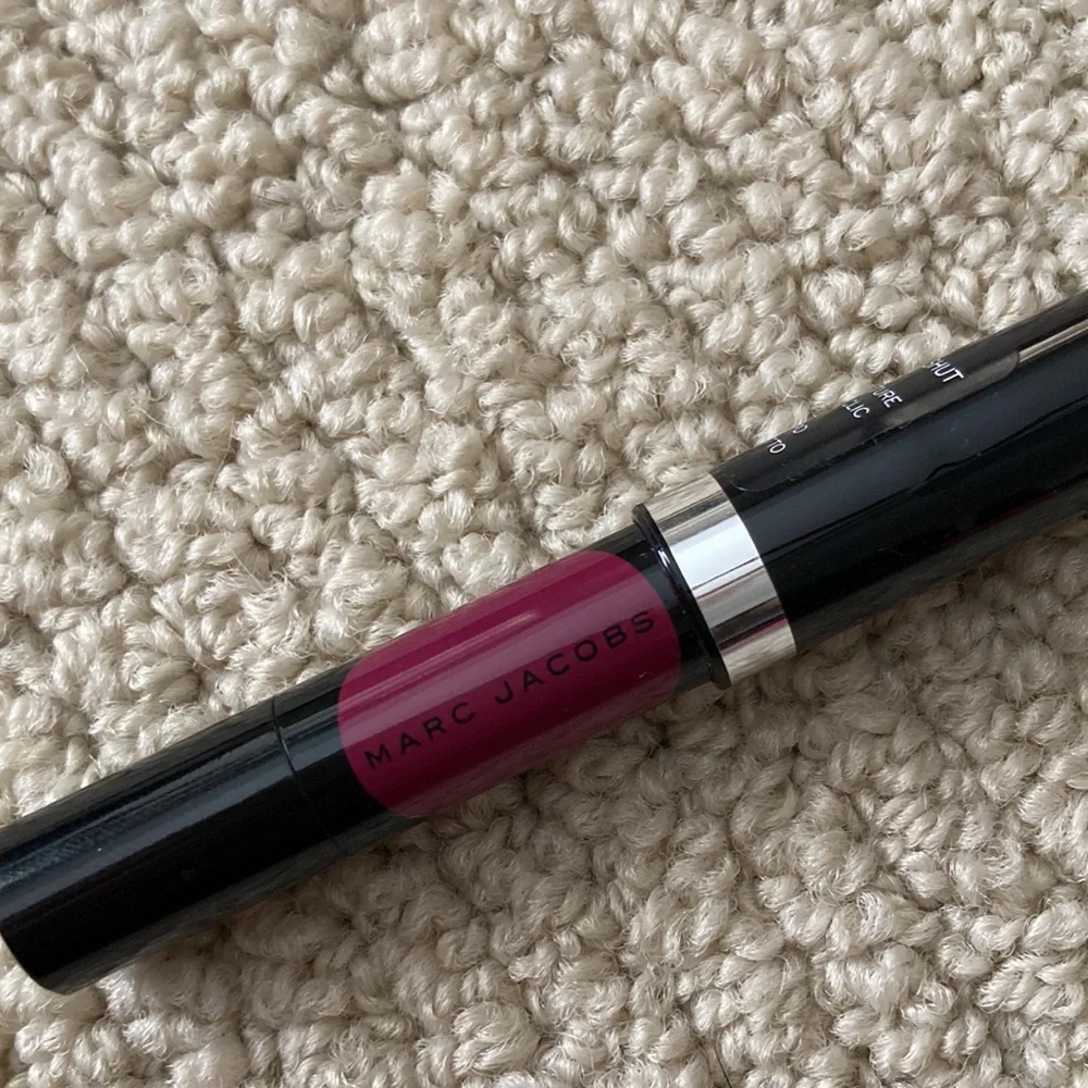 NEW Marc Jacobs Plum N Get It #360 Liquid Lip Crayon Dark Berry NWOB